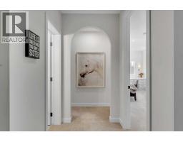 370 Capri Crescent Nw, Calgary, AB T2L1B2 Photo 28
