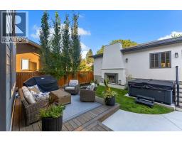 370 Capri Crescent Nw, Calgary, AB T2L1B2 Photo 35