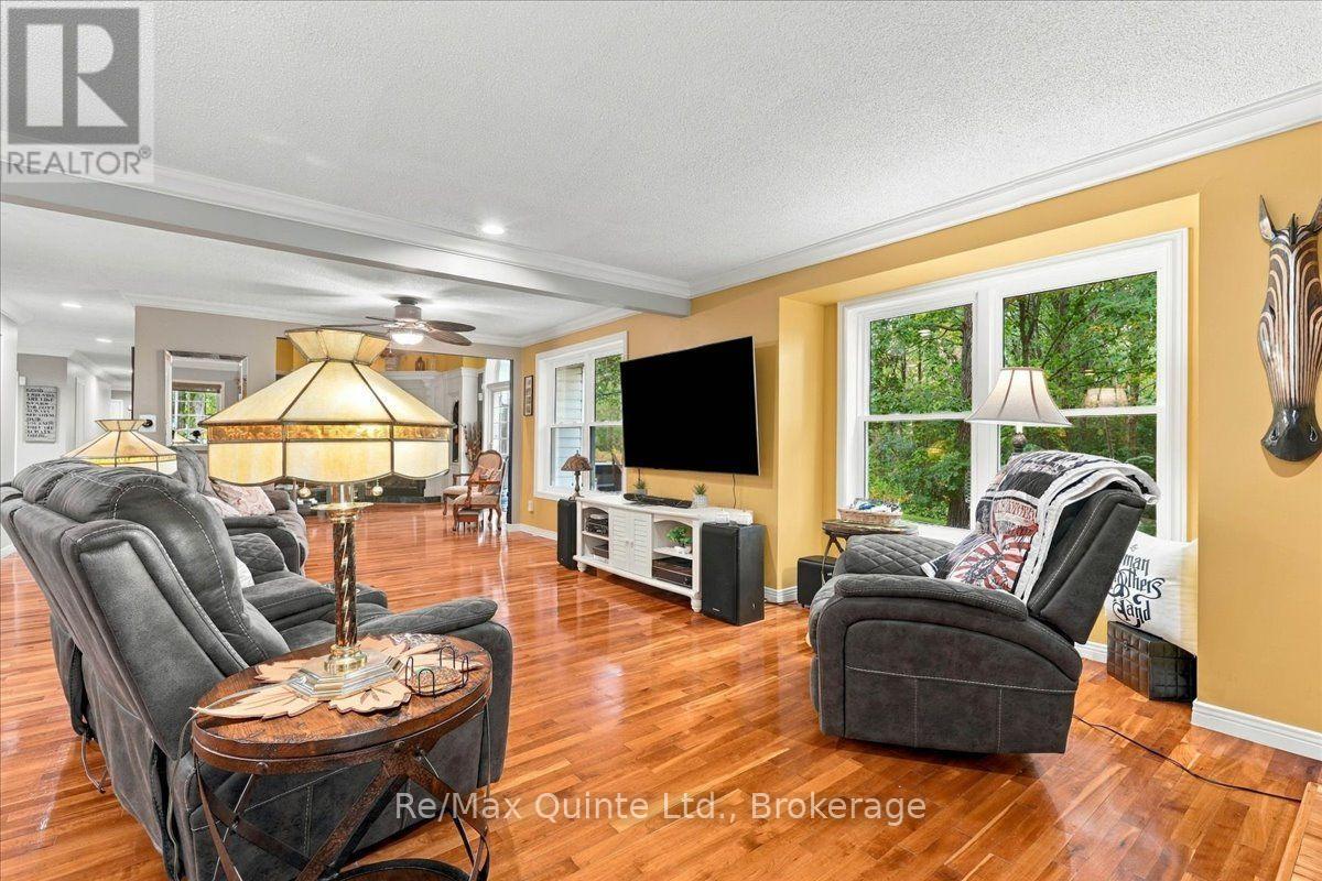136 BERNARD LONG ROAD - Image 12