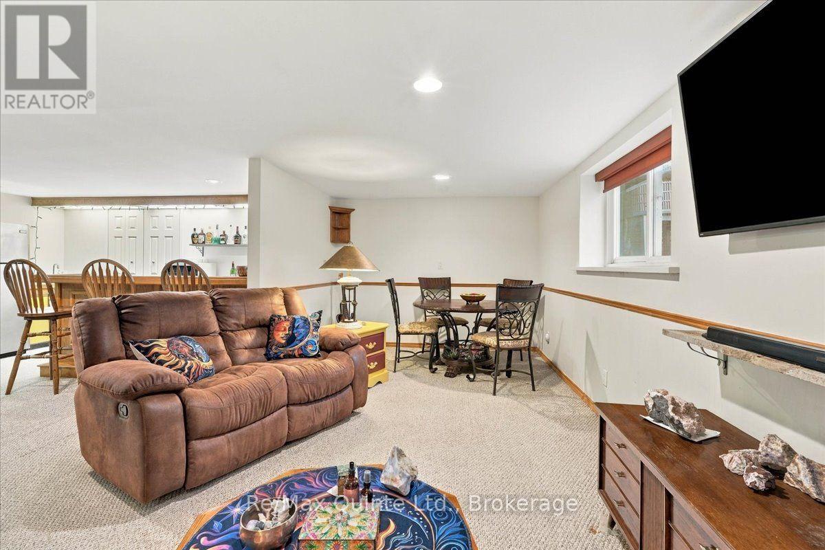 136 BERNARD LONG ROAD - Image 38
