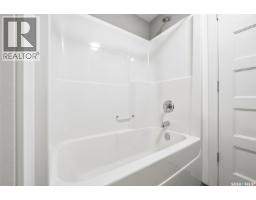 4493 James Hill Road, Regina, SK S4W0K5 Photo 13