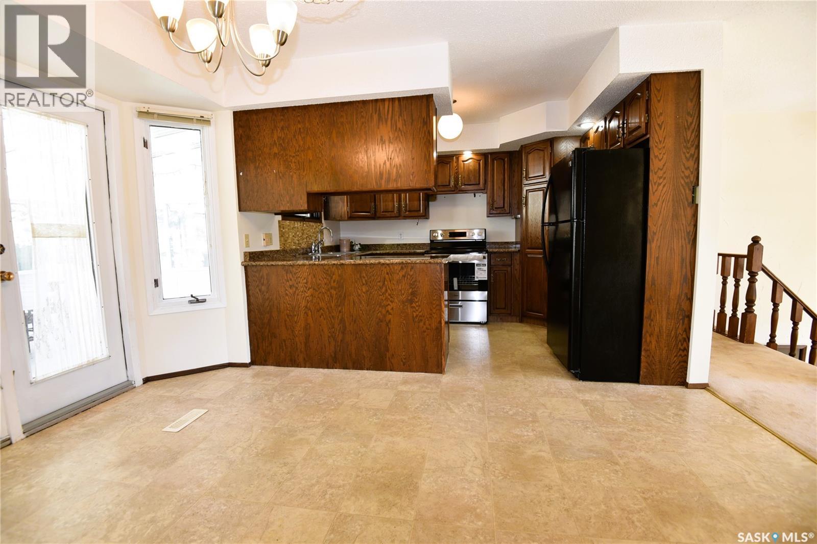 309 Watson CRESCENT - 13