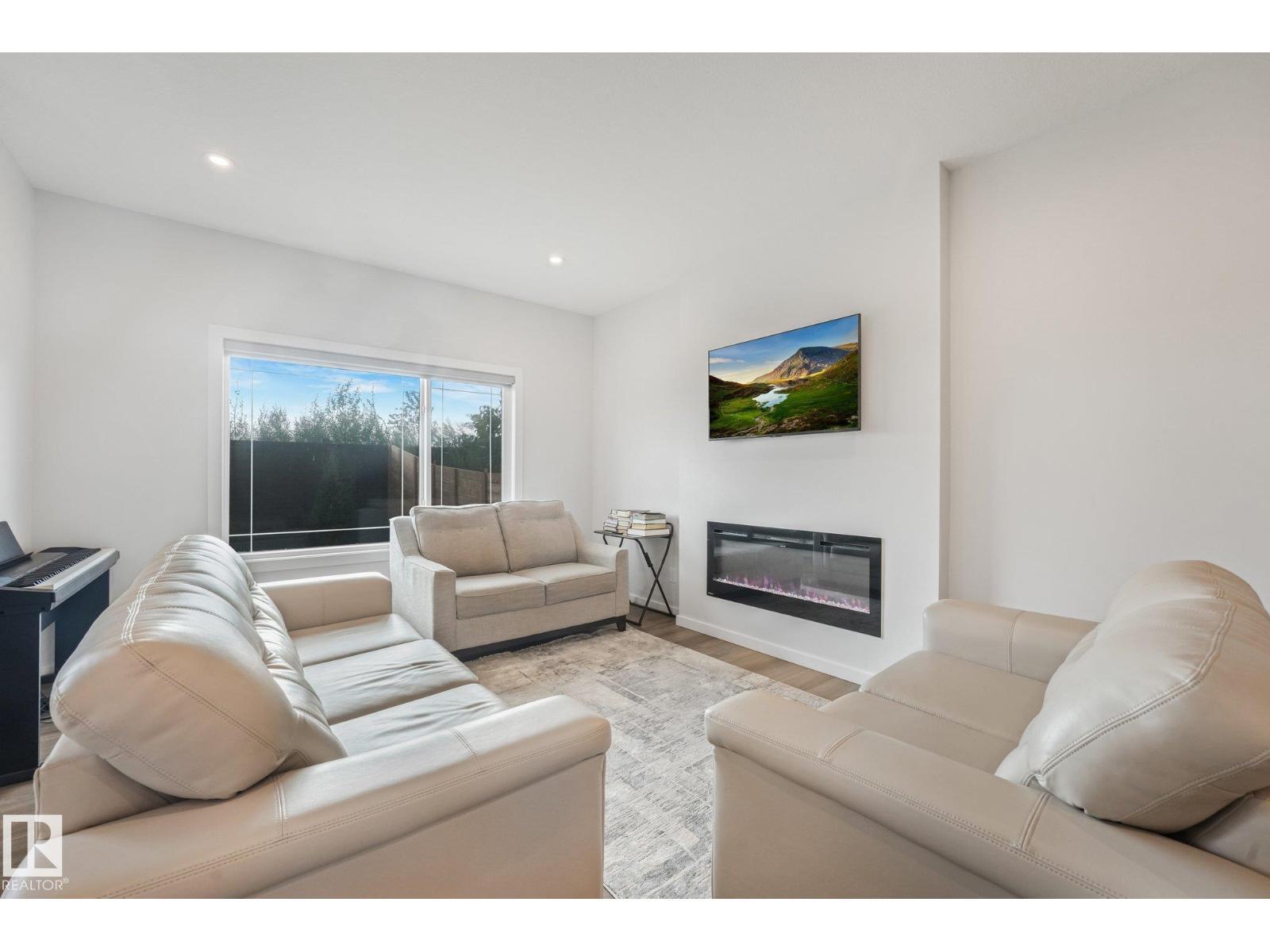 3423 KULAY GR SW - 25