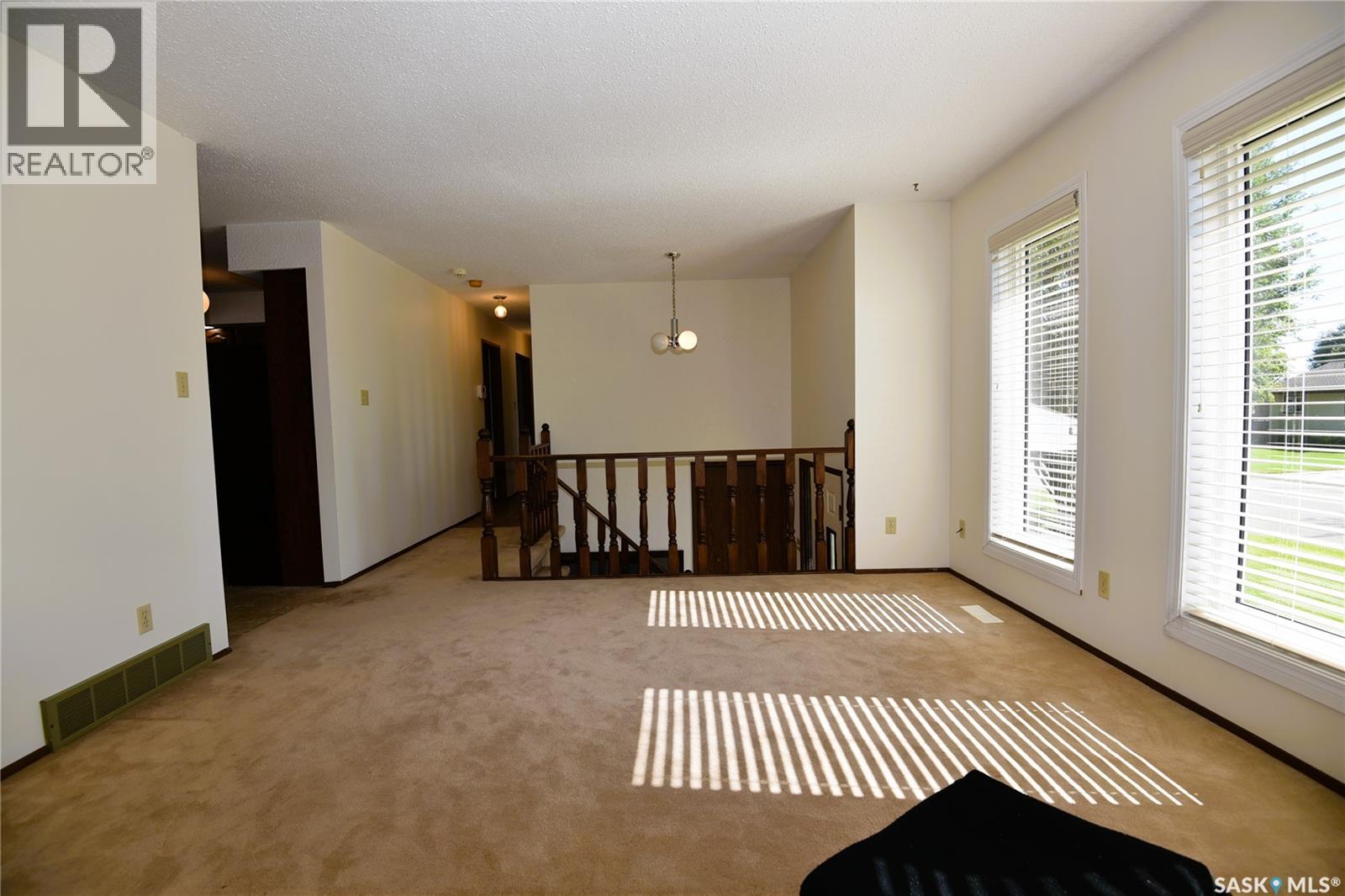 309 Watson CRESCENT - Image 6