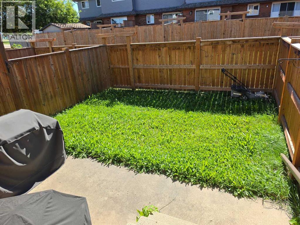 Listing photo – 4519 48 Street, Innisfail