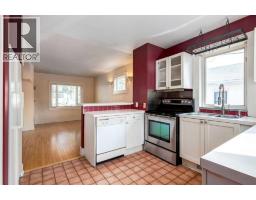 123 30 Avenue NW - photo 14