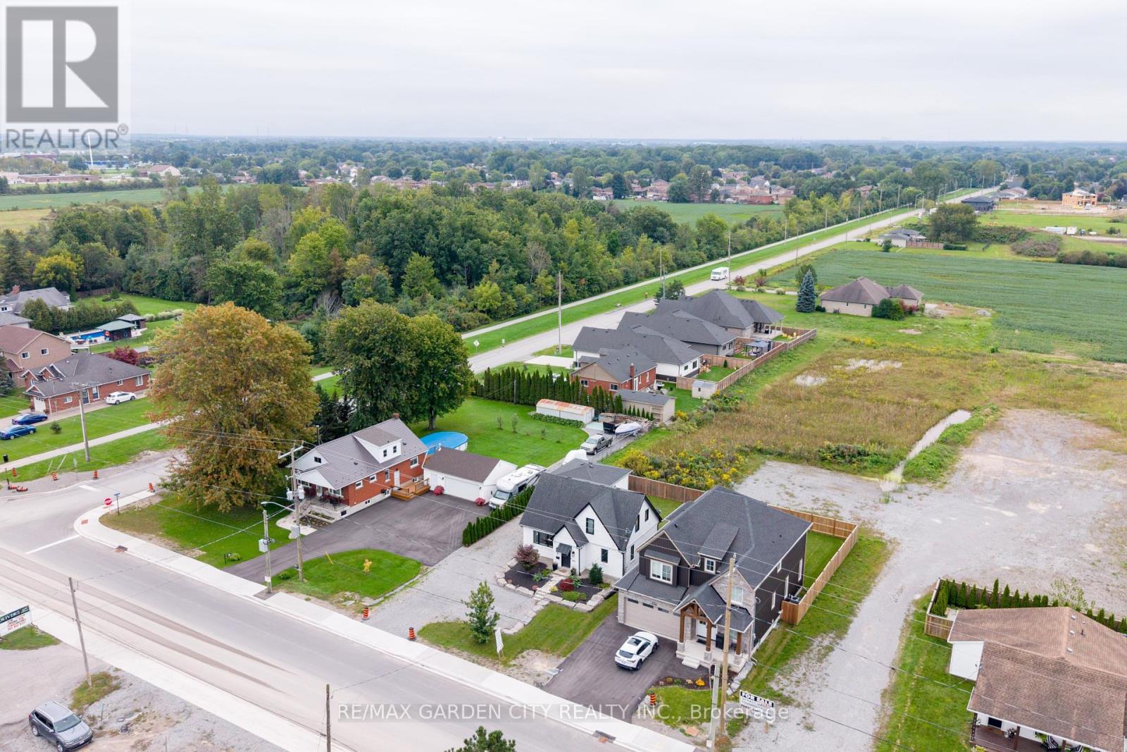 695 QUAKER ROAD - Image 25
