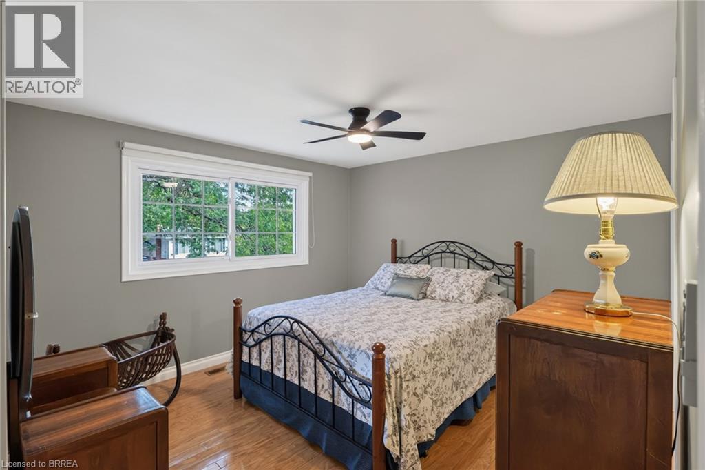 42 ROBINSON Avenue - Image 18