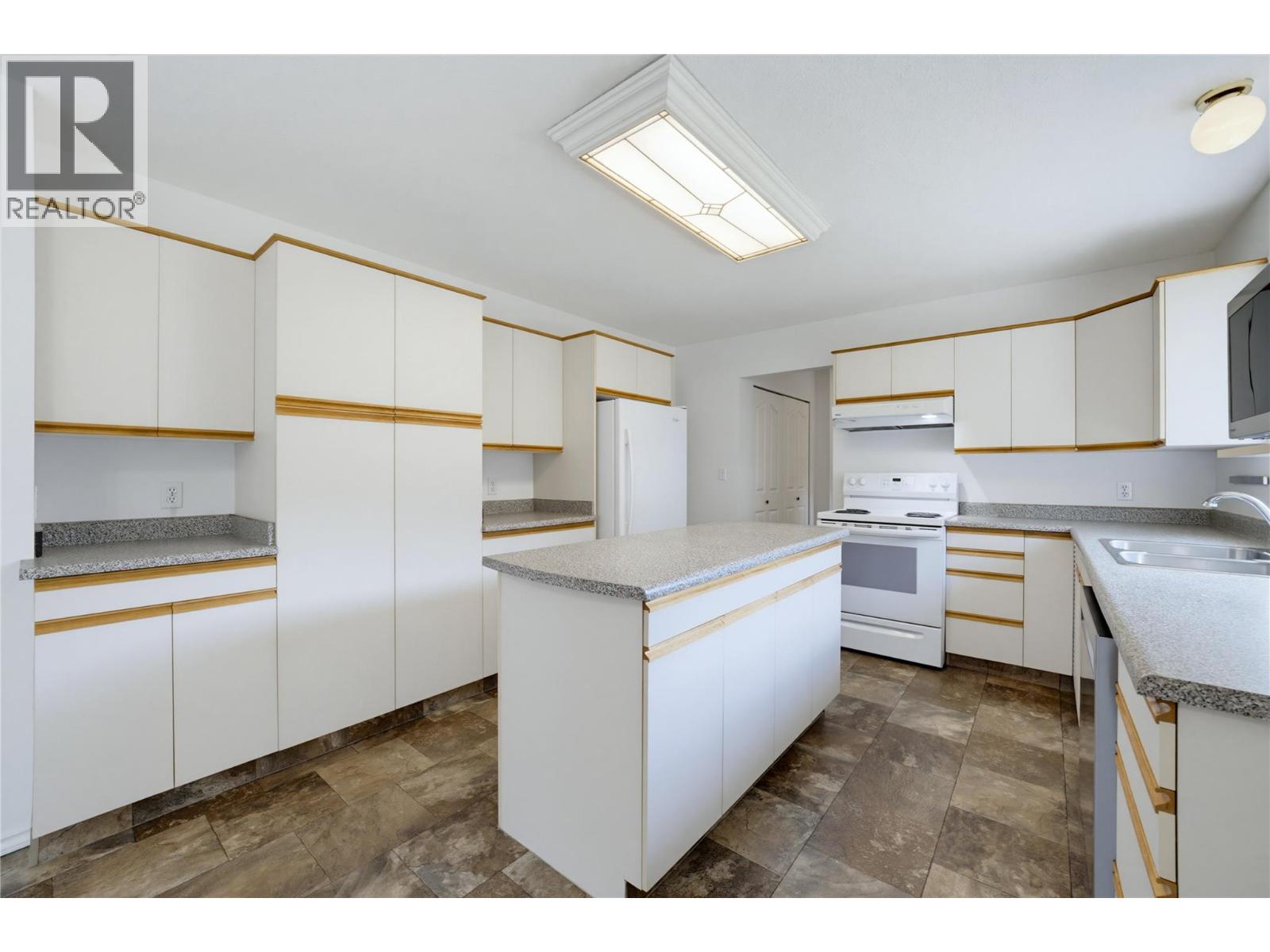 5080 70 Avenue NE - Image 18