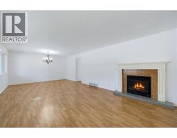 Den - 5080 70 Avenue Ne, Salmon Arm, BC V0E1K0 Photo 6