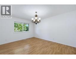 Dining room - 5080 70 Avenue Ne, Salmon Arm, BC V0E1K0 Photo 9