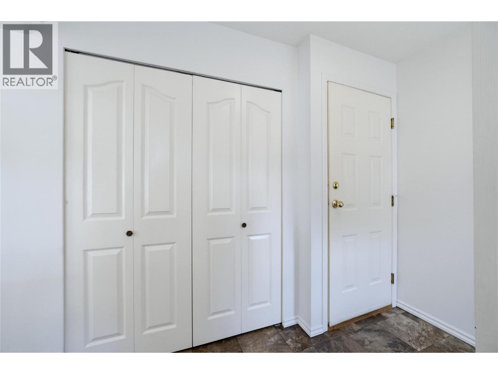 5080 70 Avenue NE - 36
