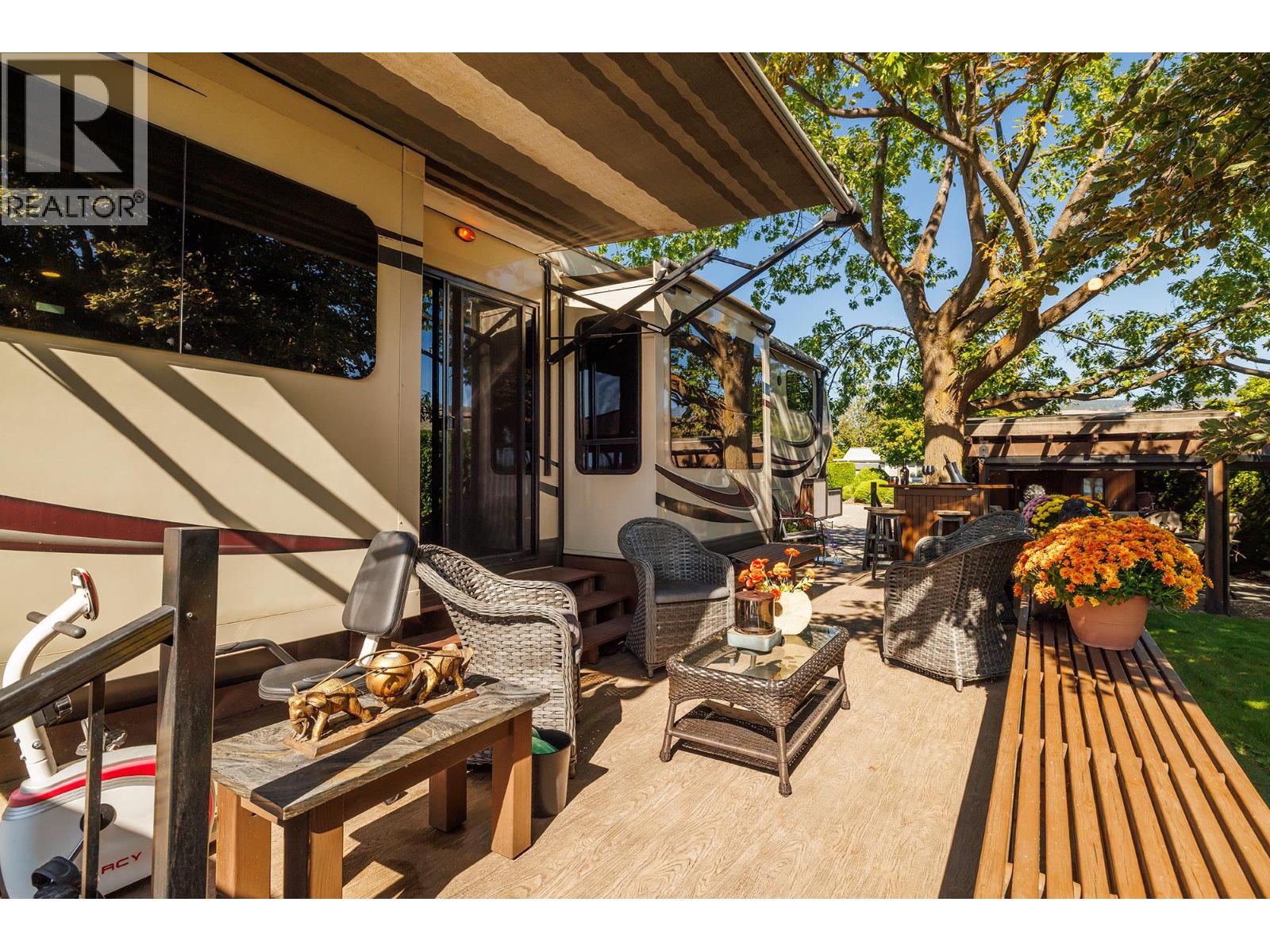  415 Commonwealth Road, Kelowna