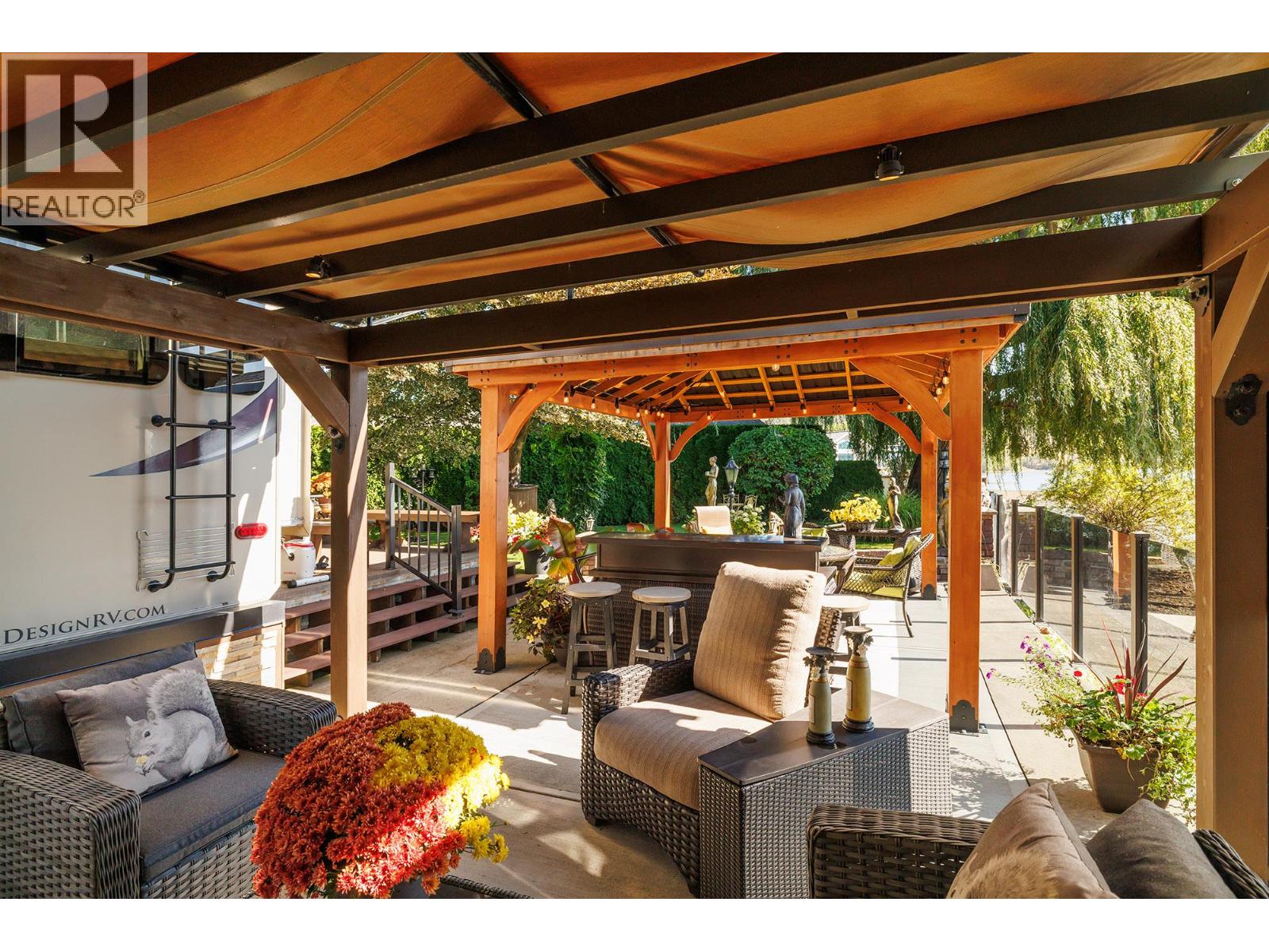  415 Commonwealth Road, Kelowna