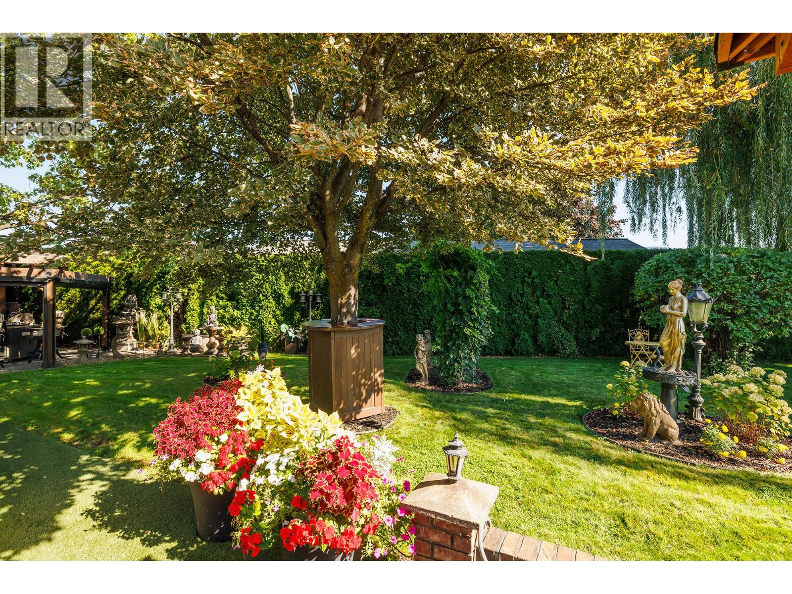  415 Commonwealth Road, Kelowna