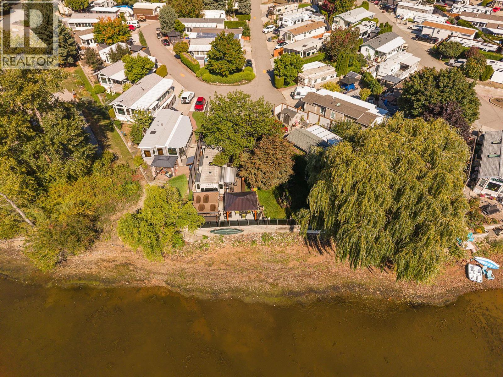  415 Commonwealth Road, Kelowna