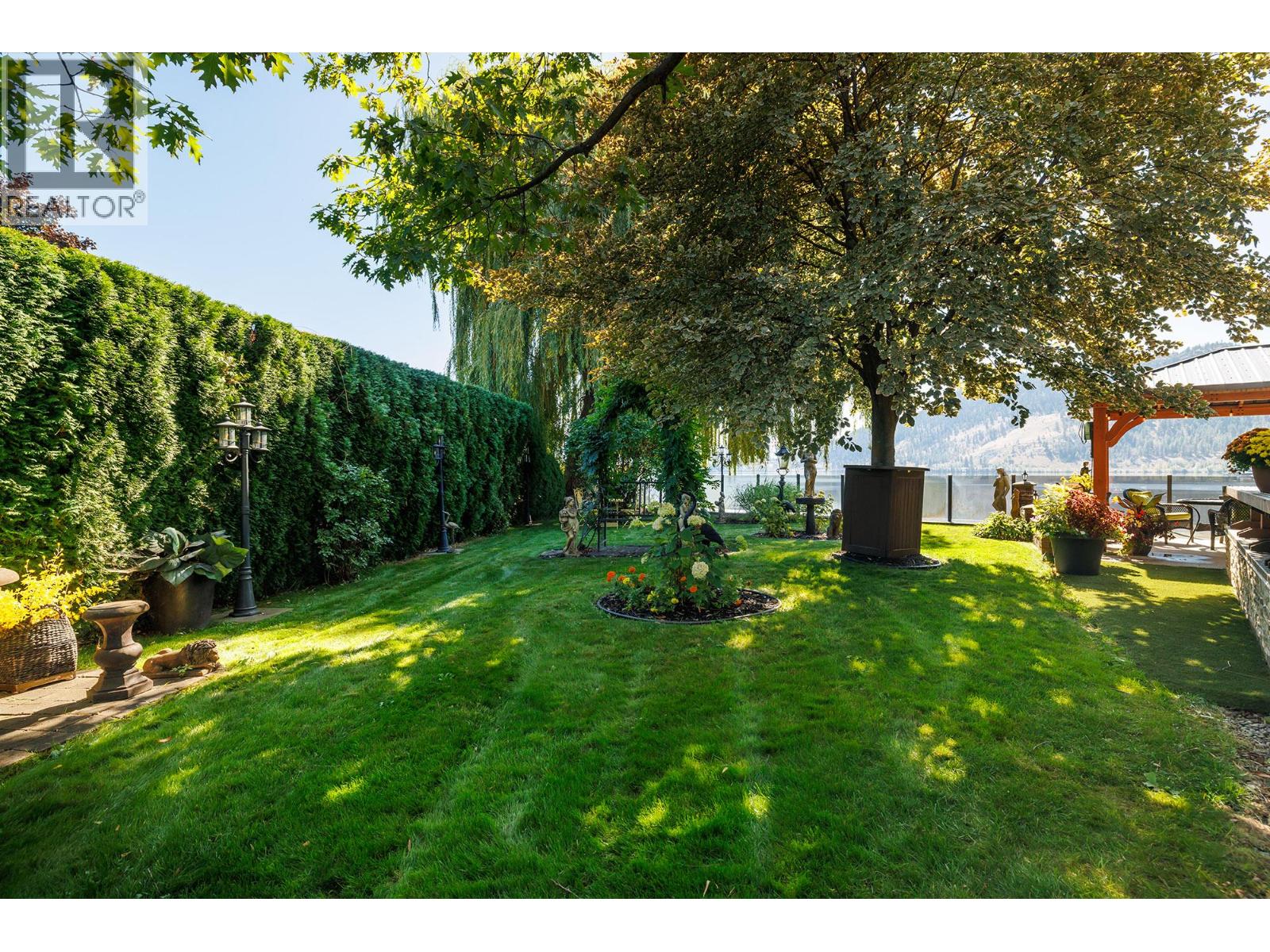  415 Commonwealth Road, Kelowna