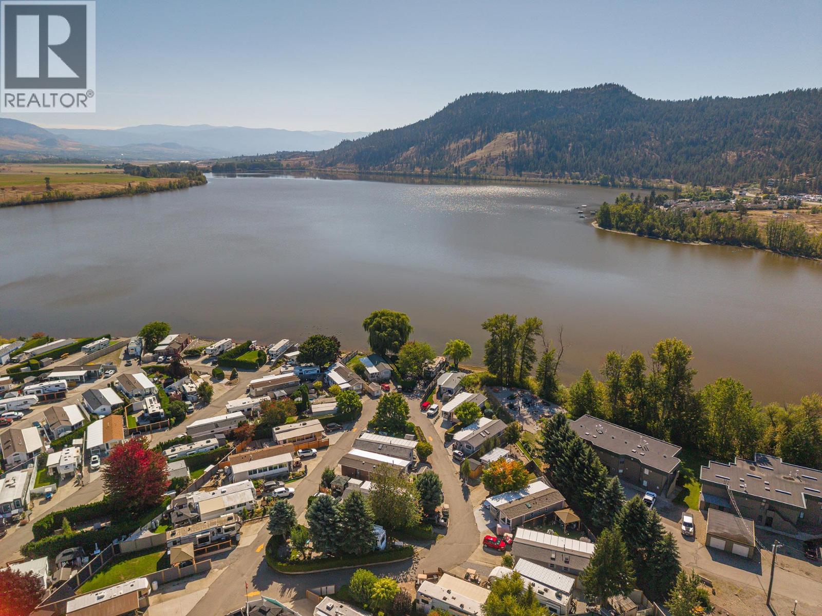  415 Commonwealth Road, Kelowna