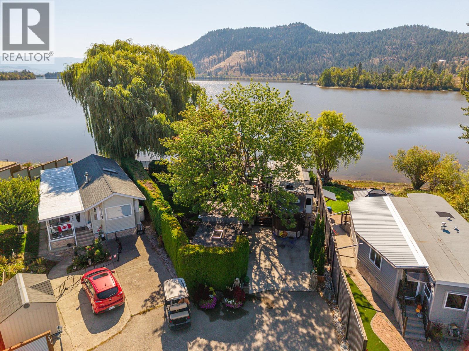  415 Commonwealth Road, Kelowna
