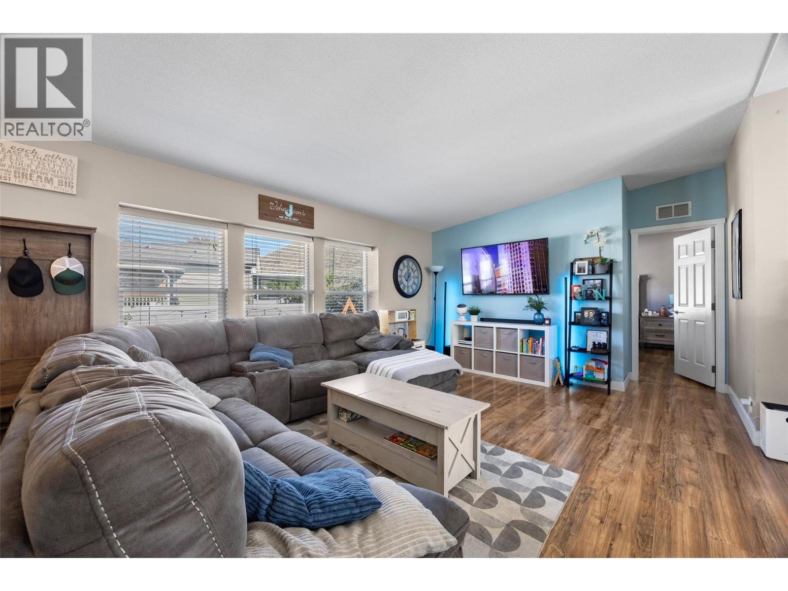 #73 1030 RICARDO Road - Image 3