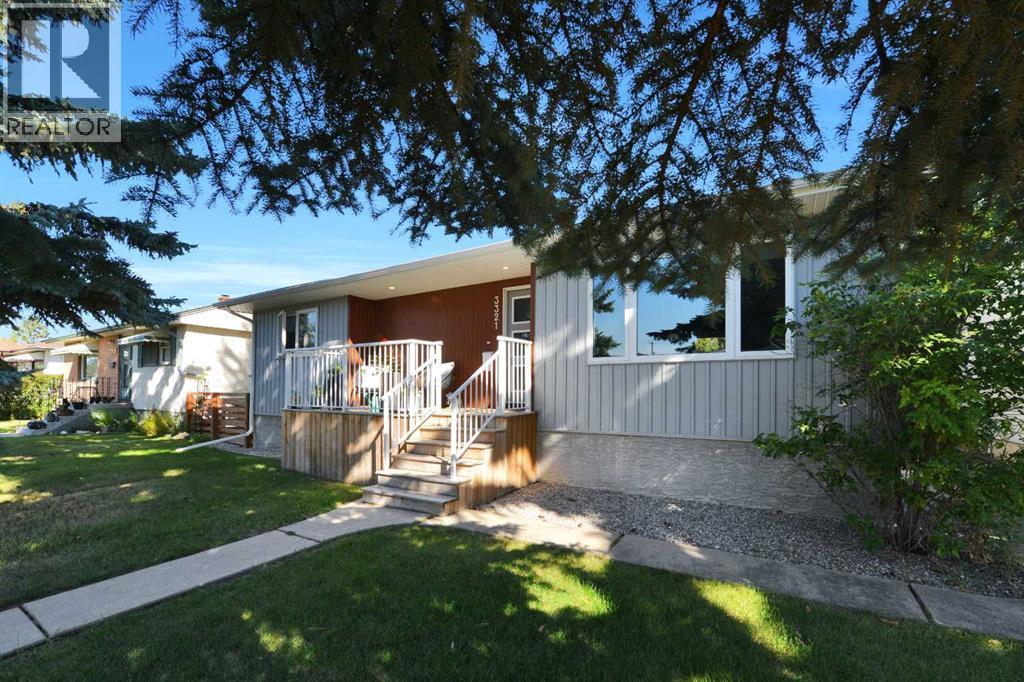 3321 44A Avenue, Red Deer