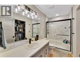 3321 44a Avenue, Red Deer, AB T4N3J6 Photo 16