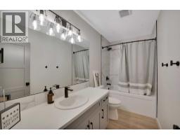 3321 44a Avenue, Red Deer, AB T4N3J6 Photo 19