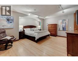 Furnace - 2918 Lathom Crescent Sw, Calgary, AB T3E5W7 Photo 18