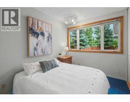 2918 Lathom Crescent Sw, Calgary, AB T3E5W7 Photo 22