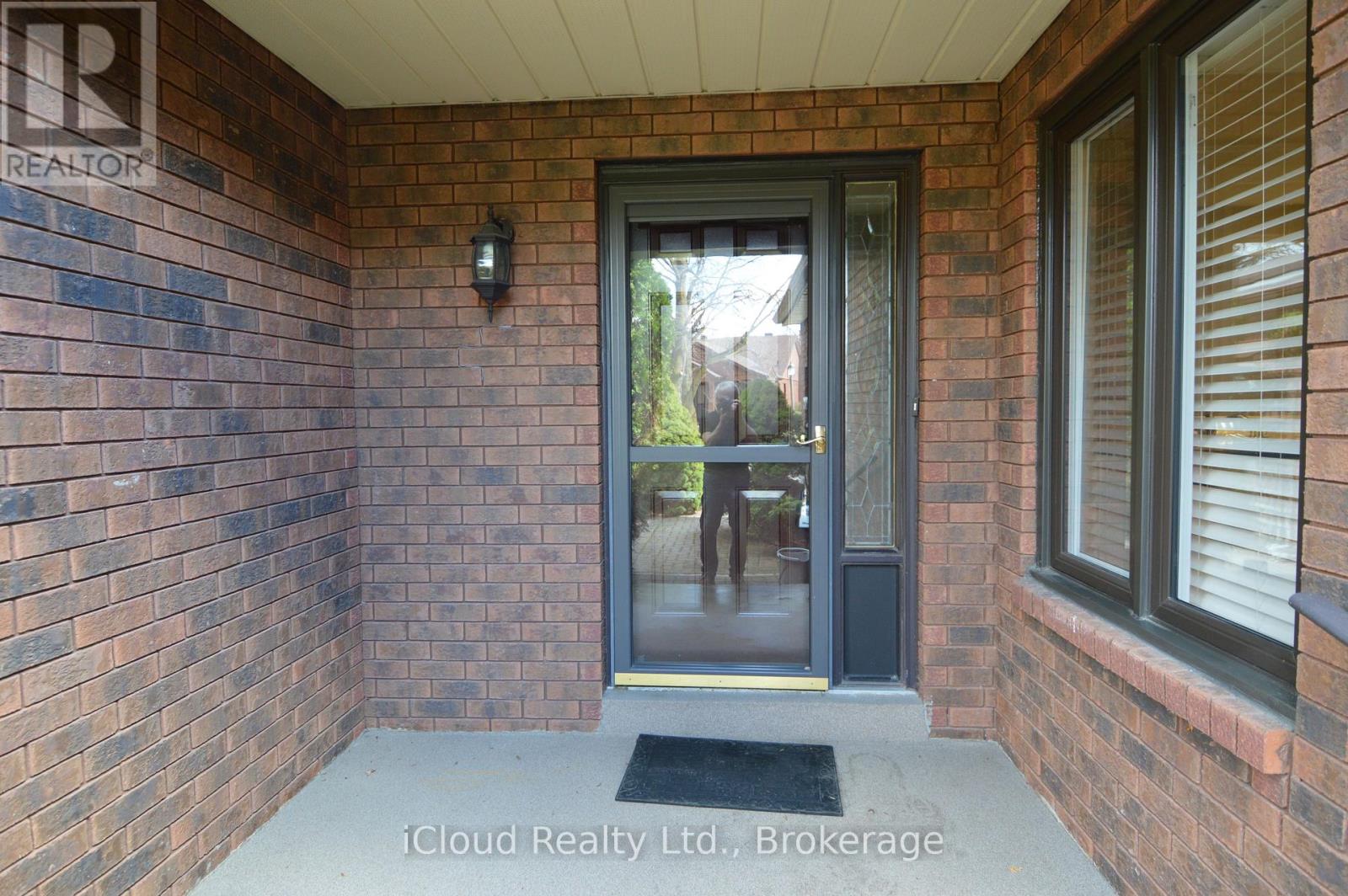 #32 101 Riverview Road, New Tecumseth (Alliston), Ontario, L9R1S4, New Tecumseth (Alliston), Ontario — photo 2 of 5