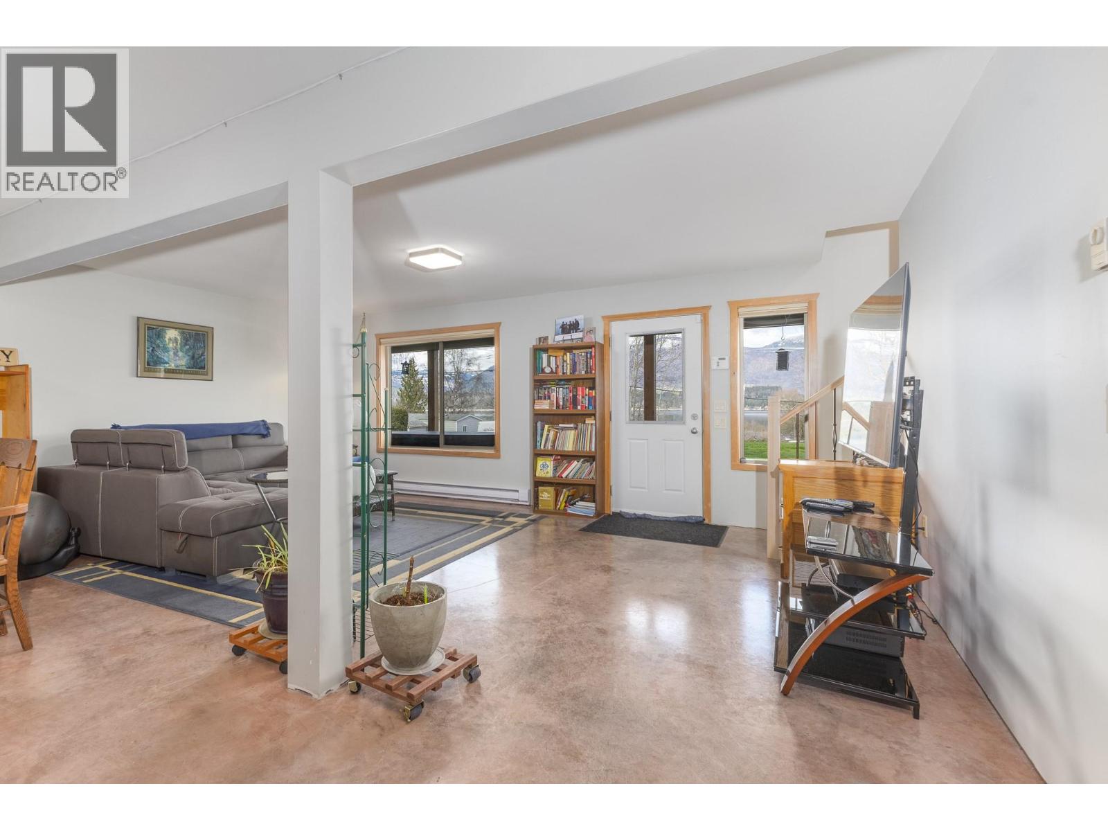 3572 Eagle Bay Road - 27