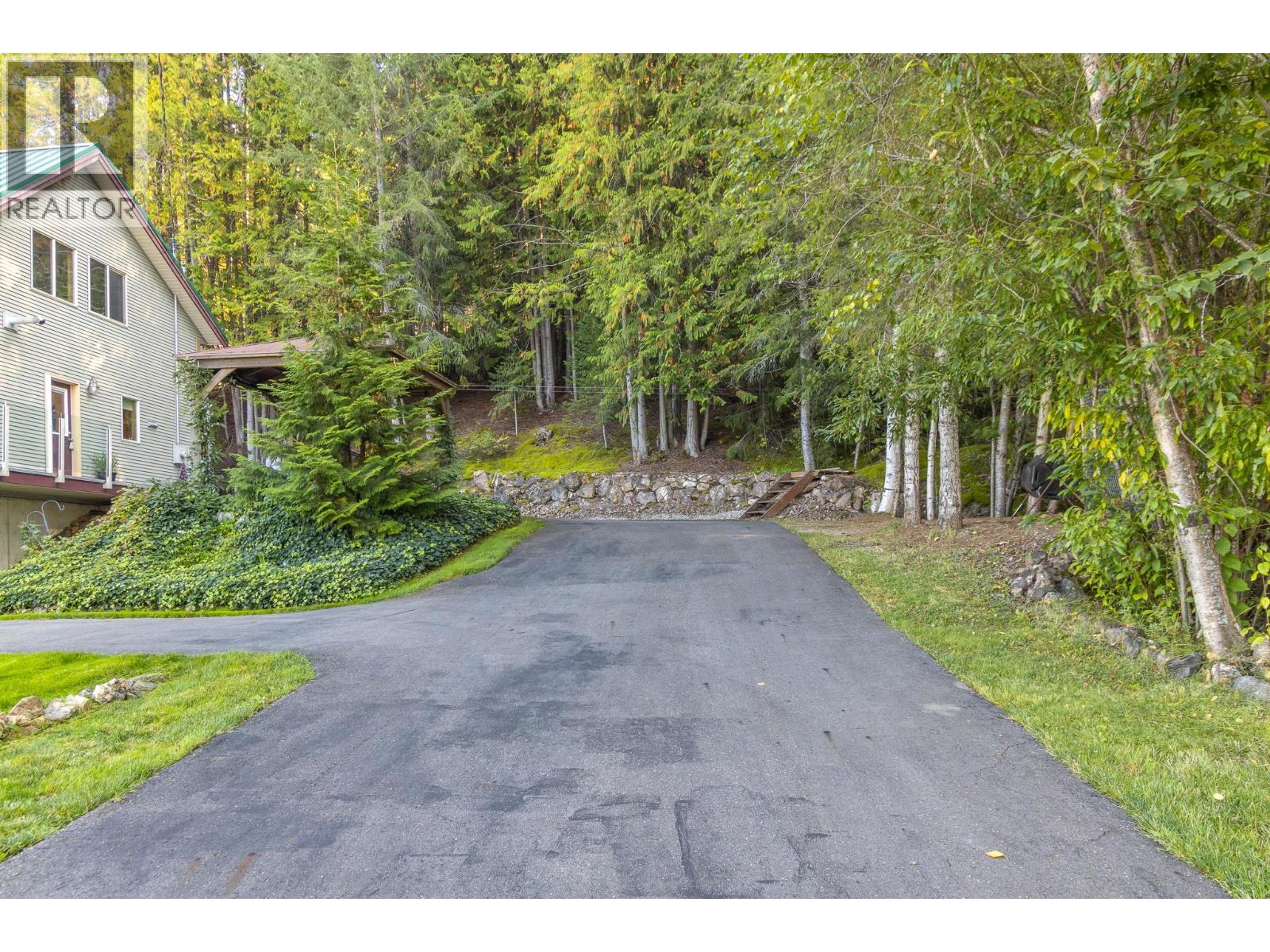  3572 Eagle Bay Road, Eagle Bay