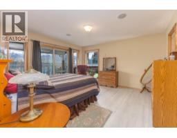 3572 Eagle Bay Road, Eagle Bay, BC V0E1T0 Photo 23