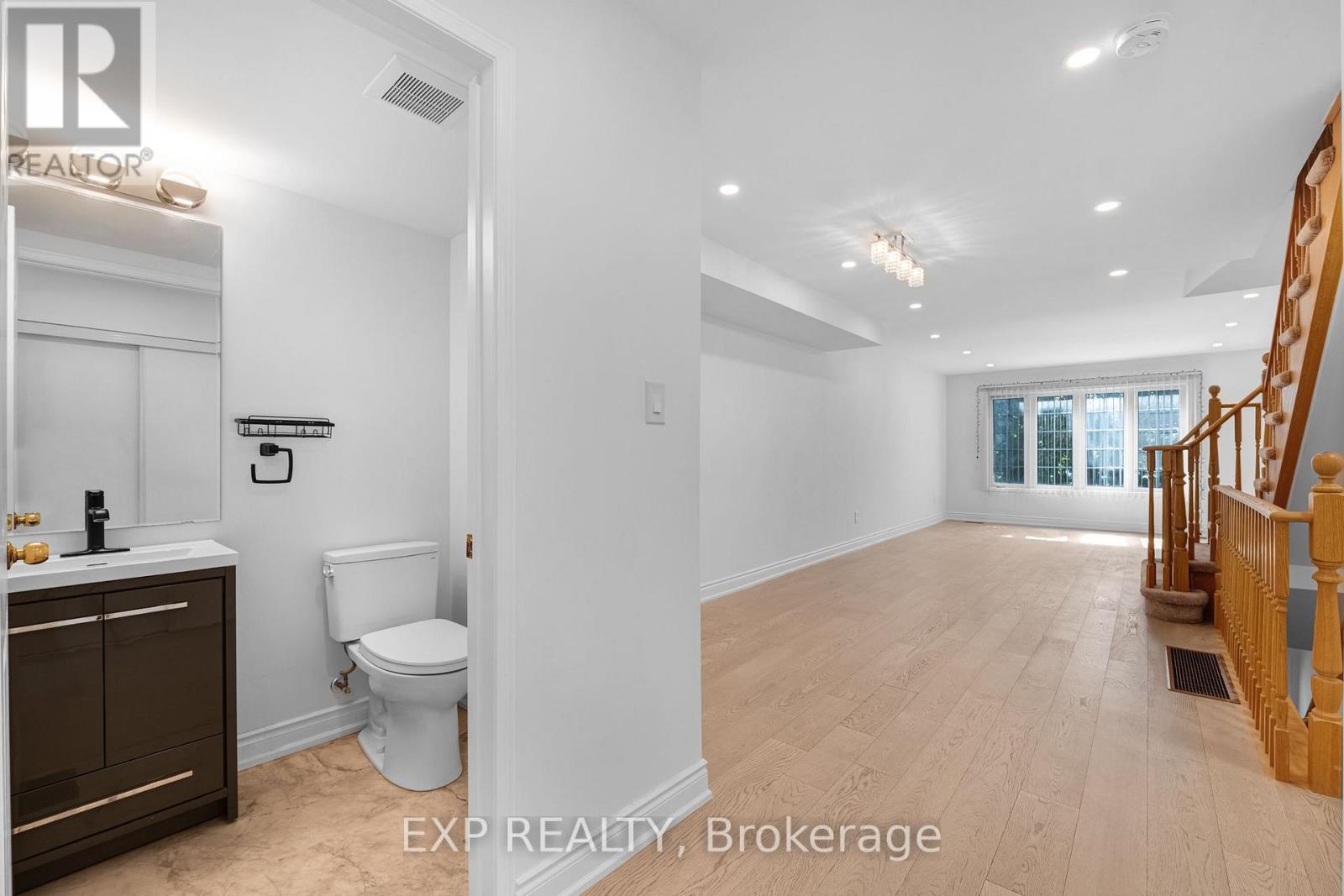 144 BARTLEY DRIVE - Image 27