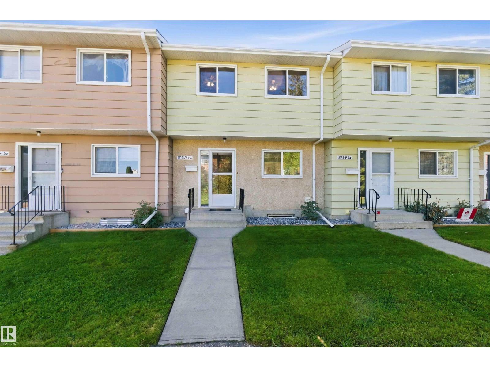 17351 85 AV NW, Edmonton, Alberta, T5T0P7