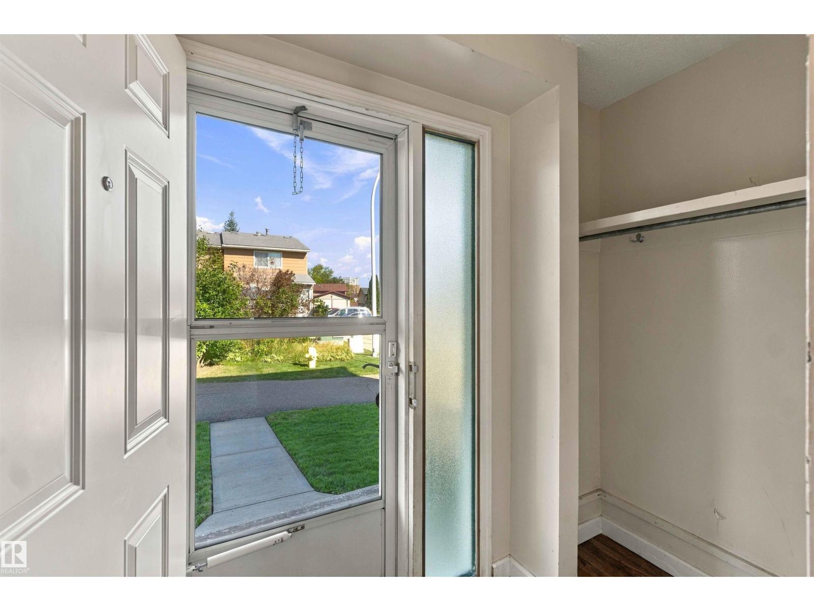 17351 85 AV NW - 7
