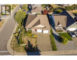 570 Spitfire Dr, Comox, BC V9M0A1 Photo 48