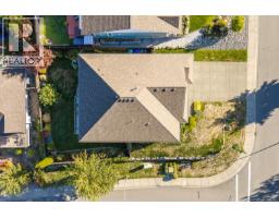 570 Spitfire Dr, Comox, BC V9M0A1 Photo 51