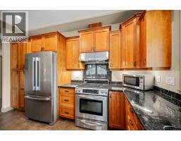 570 Spitfire Dr, Comox, BC V9M0A1 Photo 18