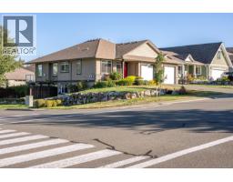 570 Spitfire Dr, Comox, BC V9M0A1 Photo 76