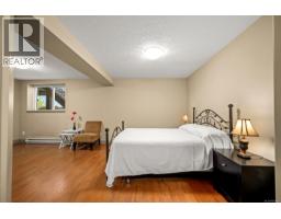 570 Spitfire Dr, Comox, BC V9M0A1 Photo 28