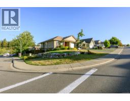570 Spitfire Dr, Comox, BC V9M0A1 Photo 56
