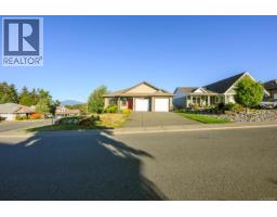570 Spitfire Dr, Comox, BC V9M0A1 Photo 55