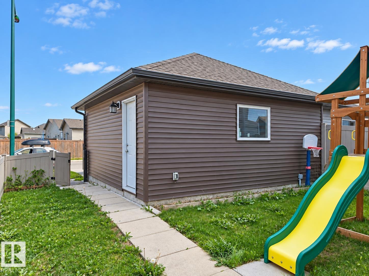 1908 25 ST NW - Image 34