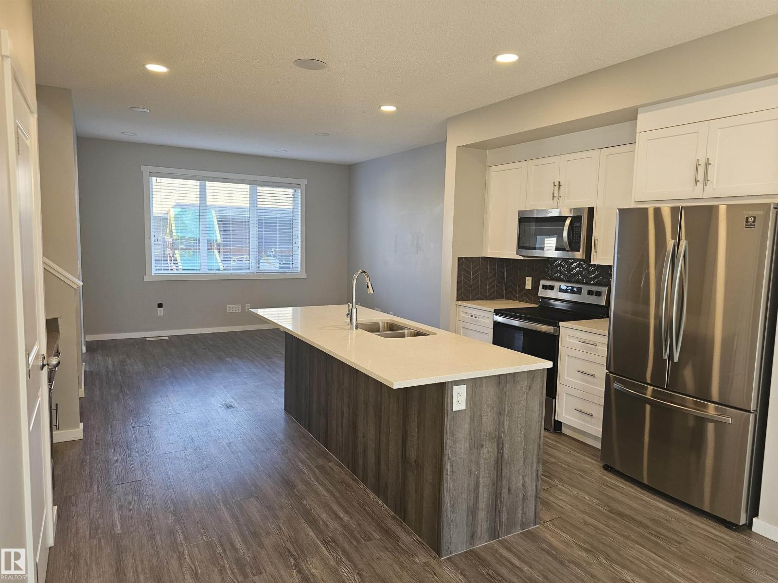 1908 25 ST NW - 31