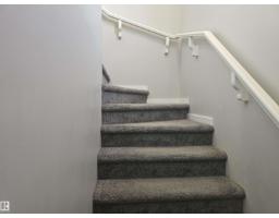1908 25 St Nw, Edmonton, AB T6T2H7 Photo 11