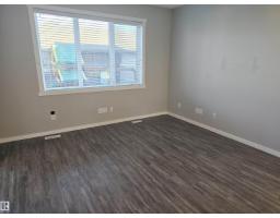 1908 25 St Nw, Edmonton, AB T6T2H7 Photo 12