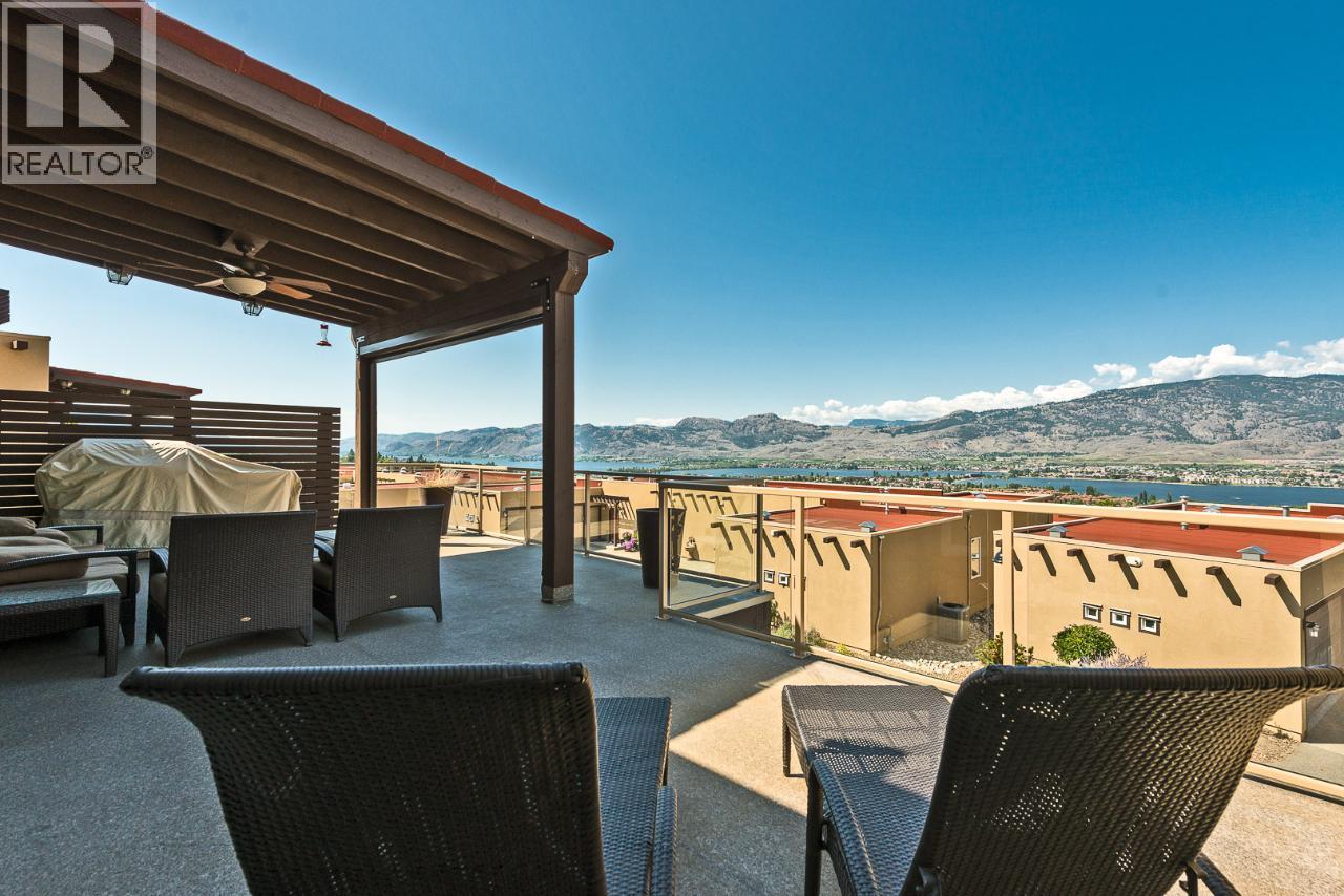2000 VALLEYVIEW Drive Unit# 21, Osoyoos