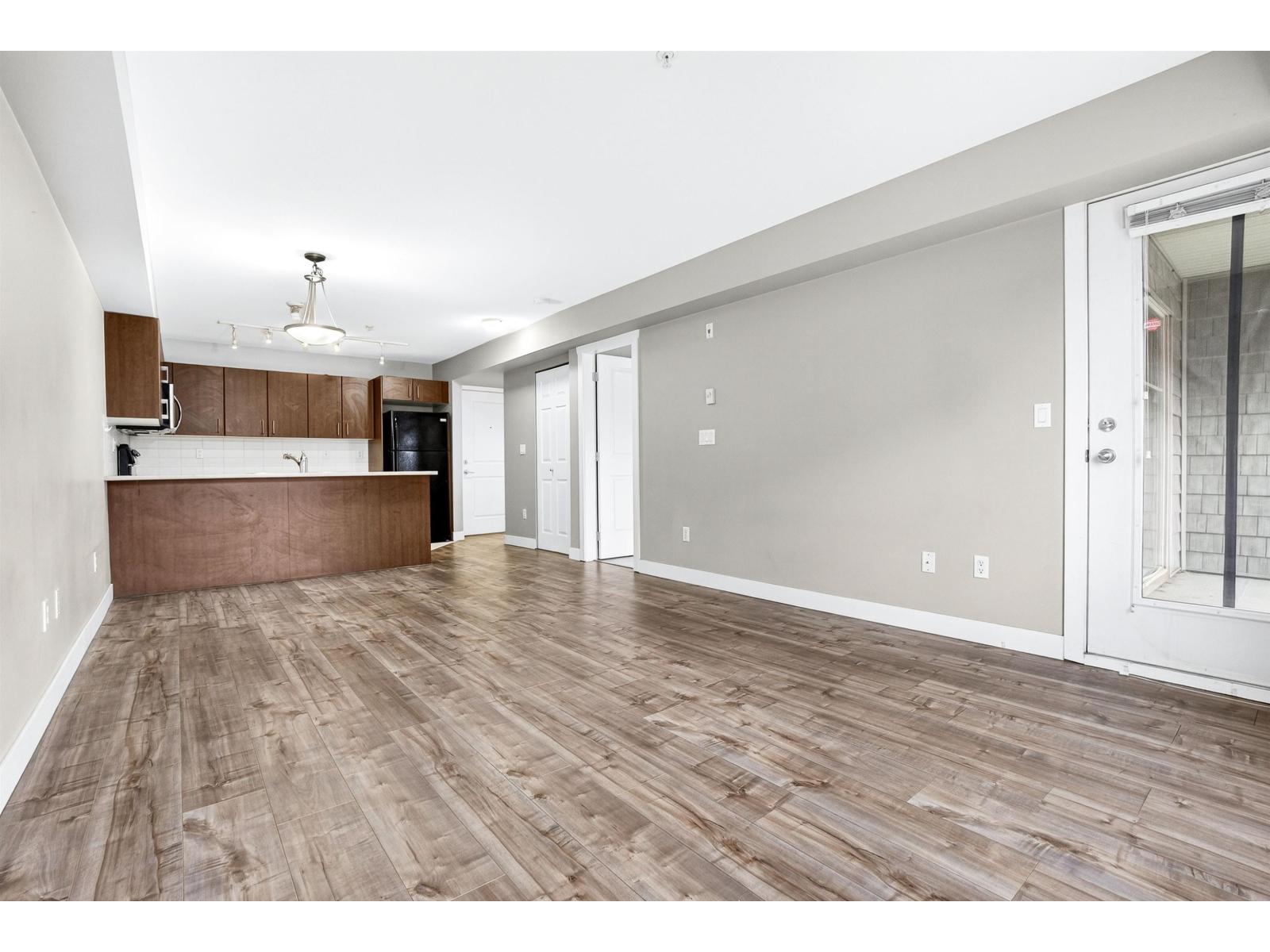 201 45559 YALE ROAD, Chilliwack Proper South, Chilliwack