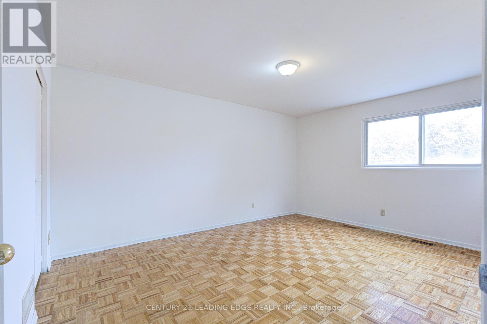 1024 BRIDLETOWNE CIRCLE - Image 10